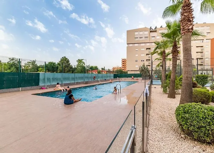 Moderno apartamento con Piscina y Parking